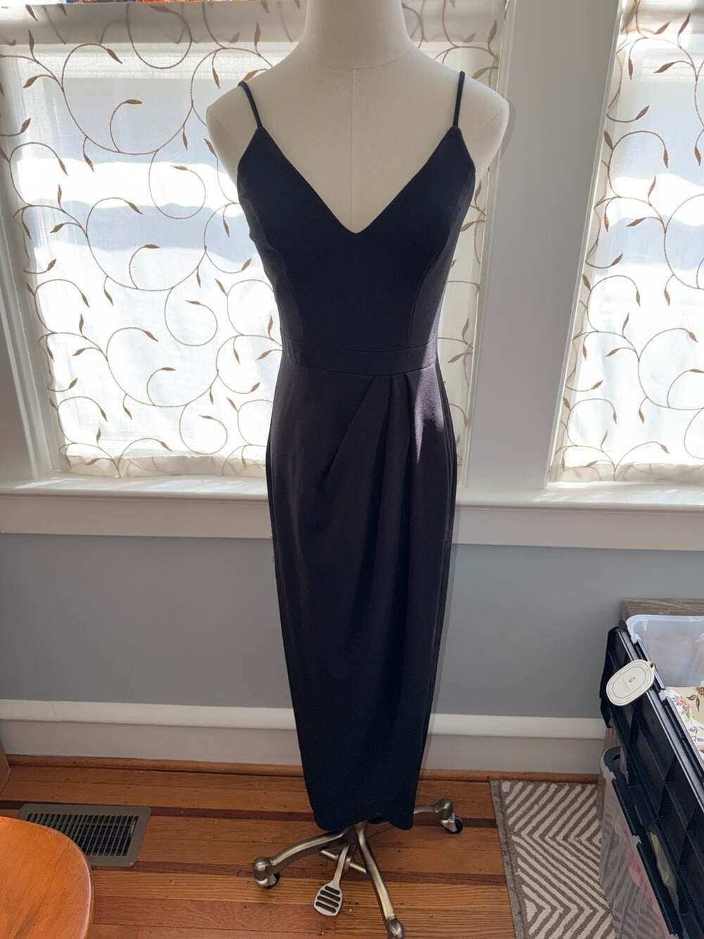 BHLDN Anthropologie Caron Dress Black V-Neck Tulip Hem Midi